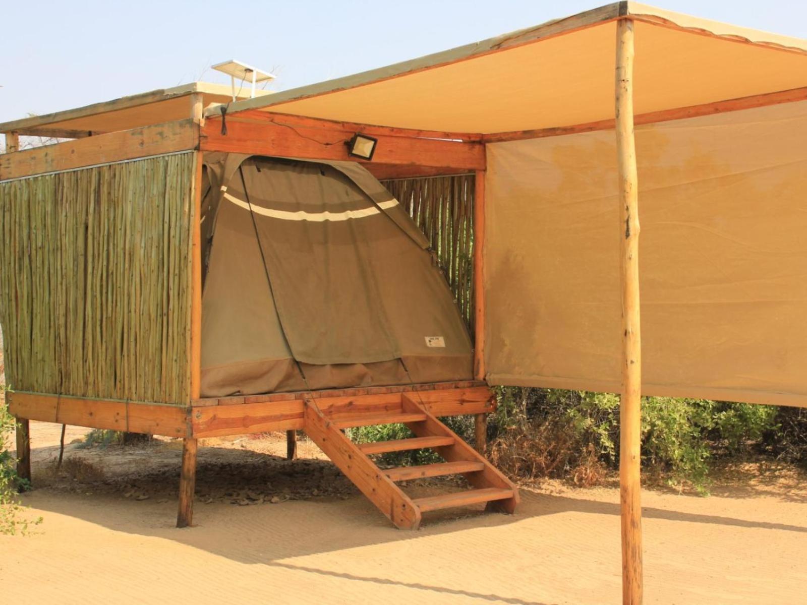 Brandberg White Lady Lodge Uis Bagian luar foto