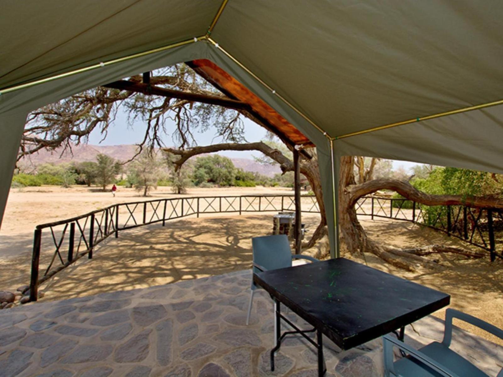 Brandberg White Lady Lodge Uis Bagian luar foto