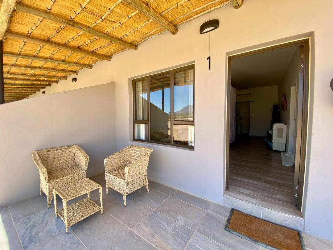 Brandberg White Lady Lodge Uis Bagian luar foto