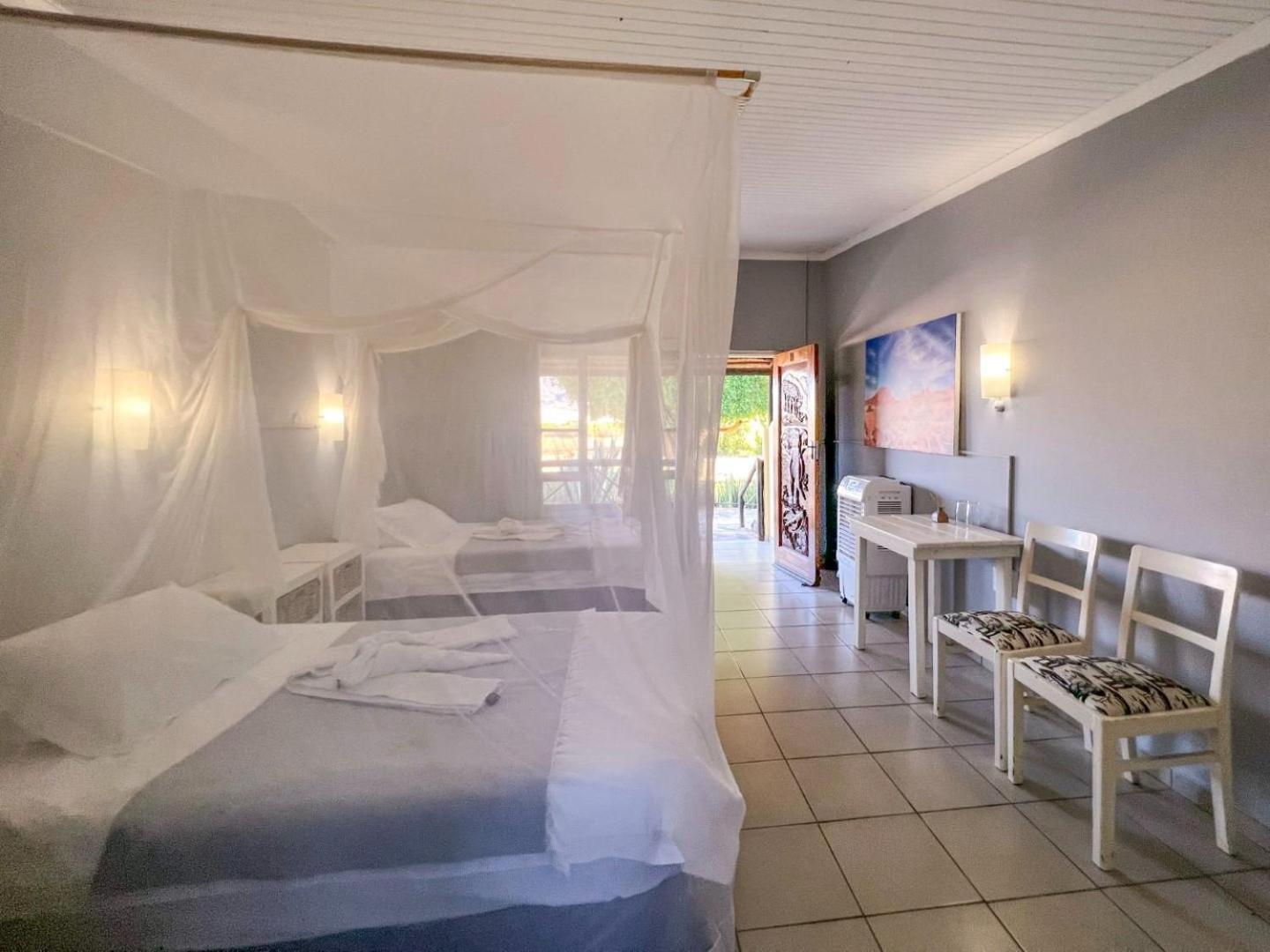 Brandberg White Lady Lodge Uis Bagian luar foto