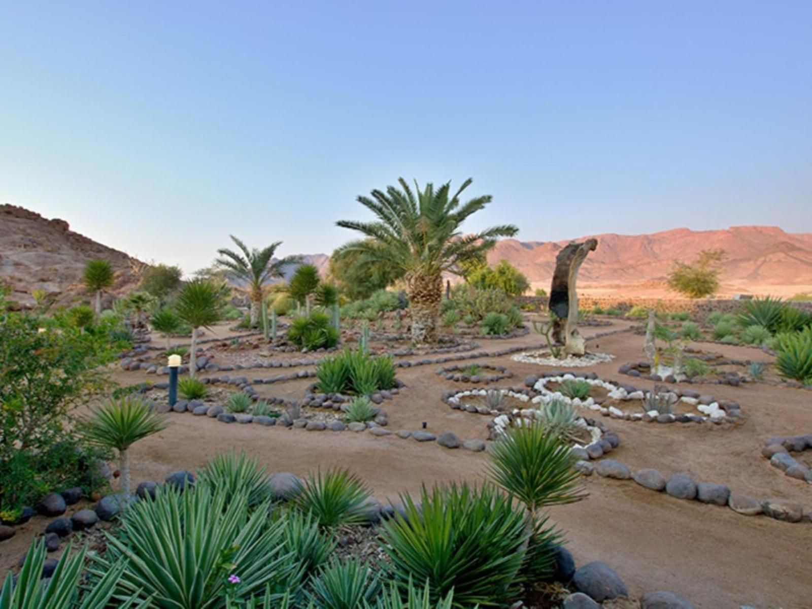 Brandberg White Lady Lodge Uis Bagian luar foto