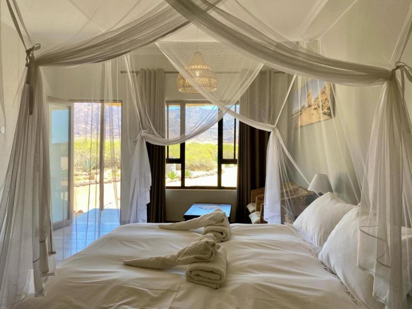 Brandberg White Lady Lodge Uis Bagian luar foto